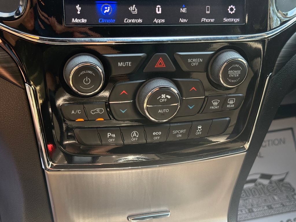 Used 2021 Jeep Grand Cherokee Altitude AWD/4WD image 20