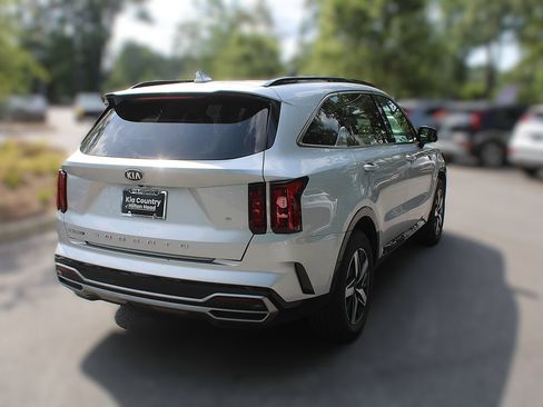 Used 2021 Kia Sorento S w/ Panoramic Sunroof Package FWD image 11