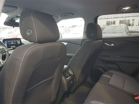Used 2024 Chevrolet Blazer LT w/ Midnight/Sport Edition image 9