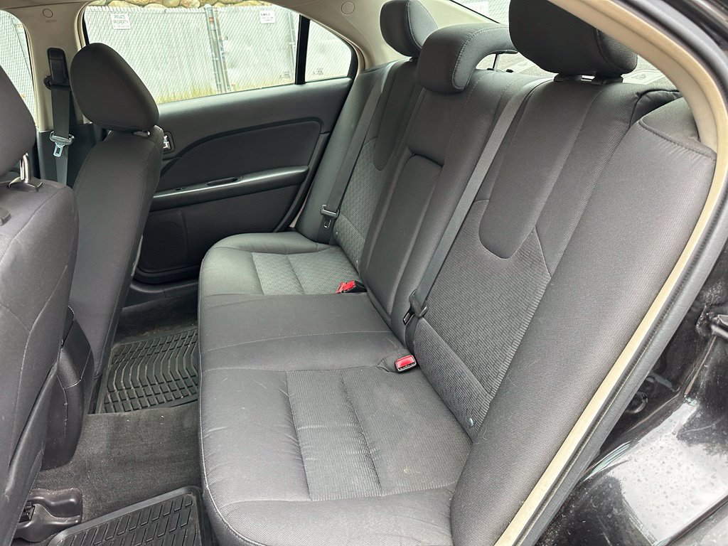 Used 2012 Ford Fusion SE FWD image 31
