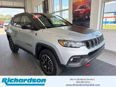 Used 2025 Jeep Compass Trailhawk