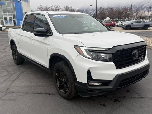 Certified 2021 Honda Ridgeline Black Edition image 4