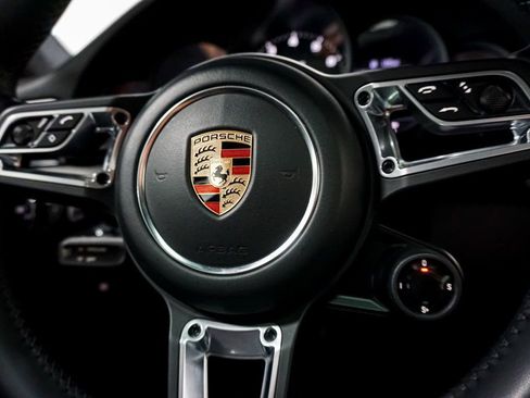 Used 2018 Porsche 911 GT3 RS image 31