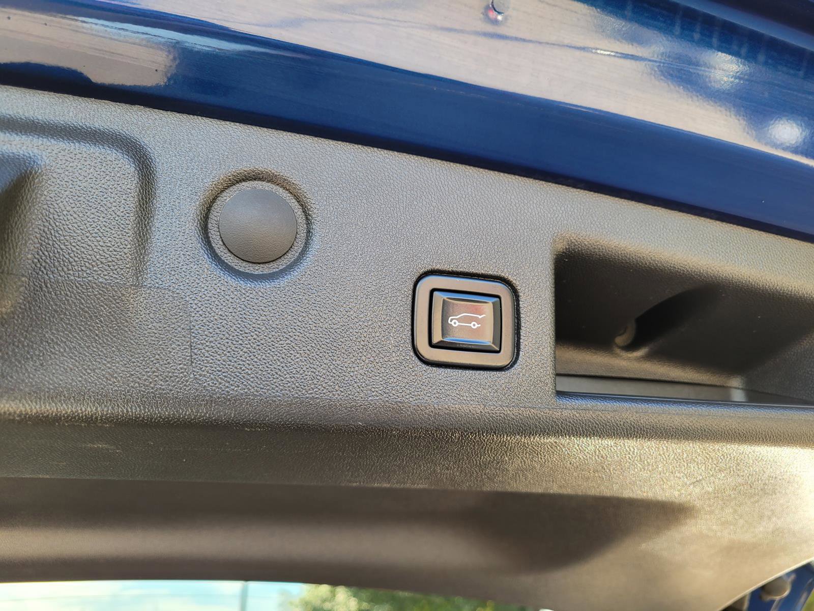 Used 2022 Chevrolet Equinox LT FWD image 15