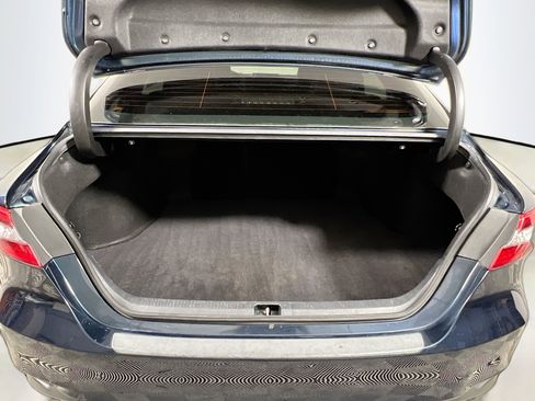 Used 2021 Toyota Camry XLE w/ Cold Weather Package image 34