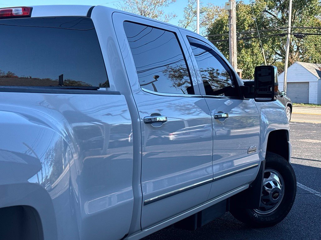 Used 2016 Chevrolet Silverado 3500 High Country w/ Duramax Plus Package AWD/4WD image 9