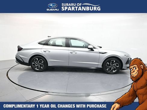 Used 2024 Hyundai Sonata SEL FWD image 9