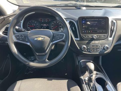 Used 2024 Chevrolet Malibu LT FWD image 13