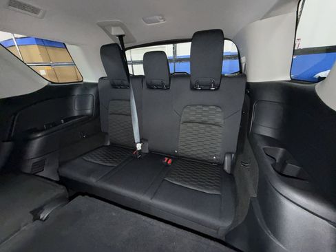 Used 2022 Nissan Pathfinder SV AWD/4WD image 29