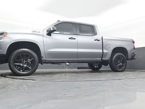 Used 2026 Chevrolet Silverado 1500 LT Trail Boss w/ LT Trail Boss Premium Package AWD/4WD image 26
