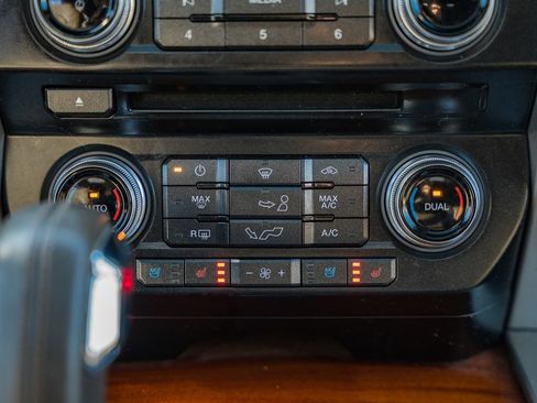 Used 2015 Ford F150 King Ranch w/ FX4 Off-Road Package image 28