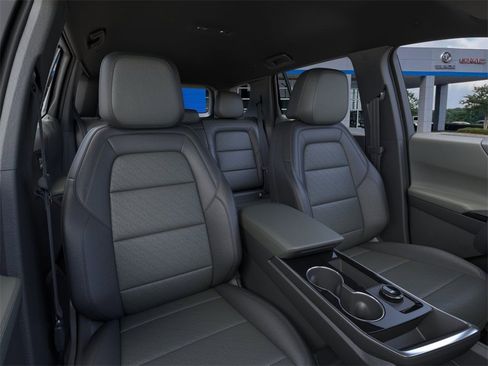 New 2026 Chevrolet Equinox LT w/ Convenience Package II image 16