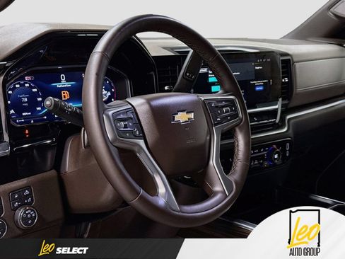 Used 2025 Chevrolet Silverado 3500 LT w/ Z71 Chrome Sport Edition AWD/4WD image 15