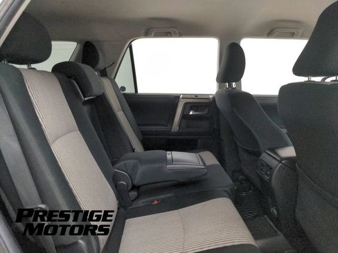 Used 2022 Toyota 4Runner SR5 AWD/4WD image 27