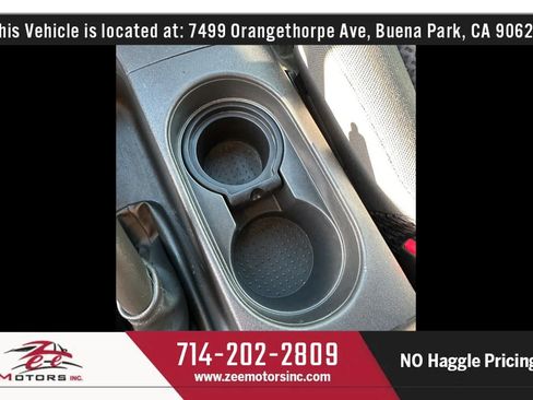 Used 2010 Nissan Frontier SE w/ SE Value Truck Pkg AWD/4WD image 40