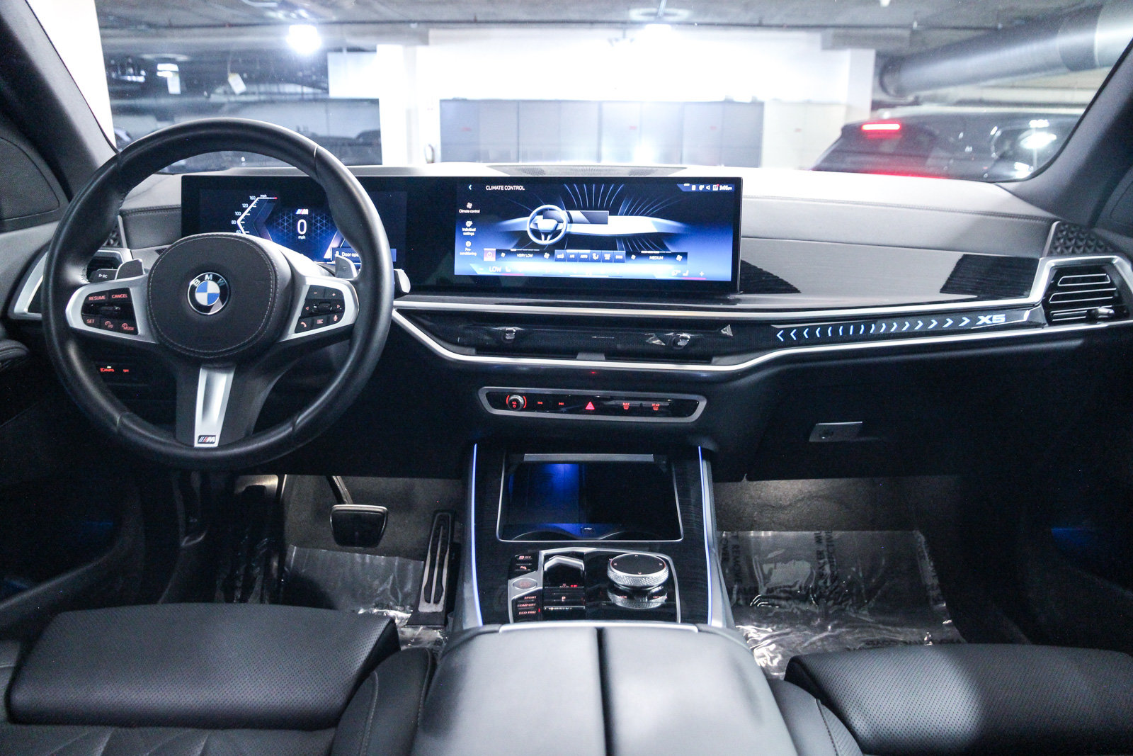 Certified 2024 BMW X5 sDrive40i w/ M Sport Package RWD image 12