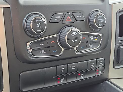 Used 2016 RAM 1500 Big Horn image 14