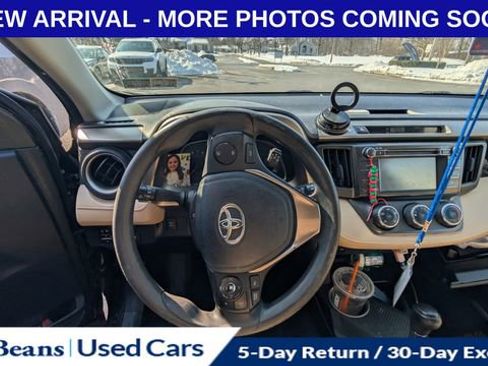 Used 2013 Toyota RAV4 LE image 15