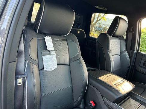 New 2025 RAM 3500 Limited image 29