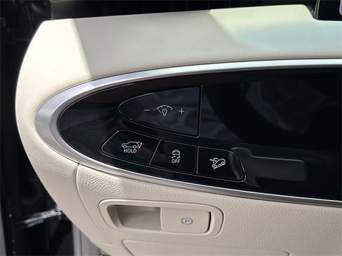 Used 2026 Genesis GV70 2.5T image 25