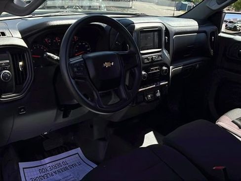 Used 2025 Chevrolet Silverado 1500 W/T RWD image 15