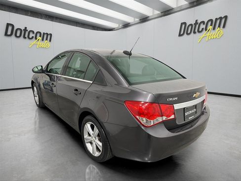 Used 2015 Chevrolet Cruze LT FWD image 3