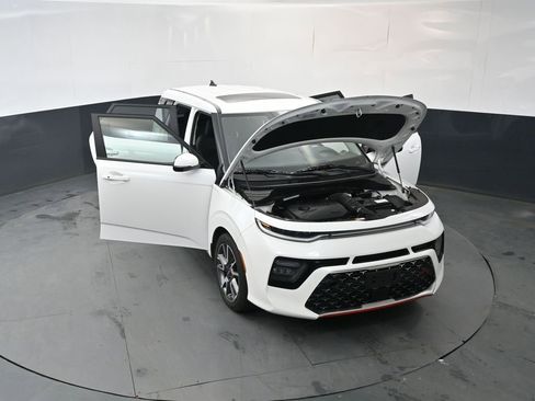 Used 2020 Kia Soul GT-Line Turbo FWD image 17