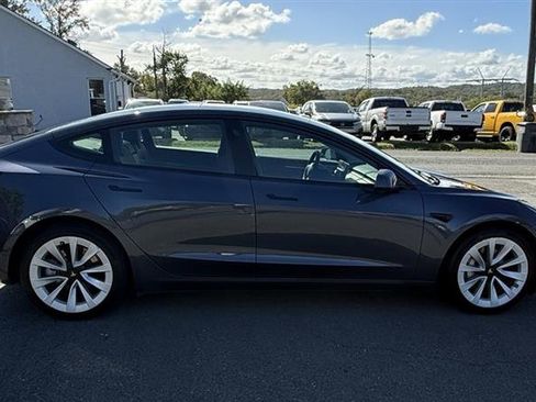Used 2022 Tesla Model 3 Long Range image 6
