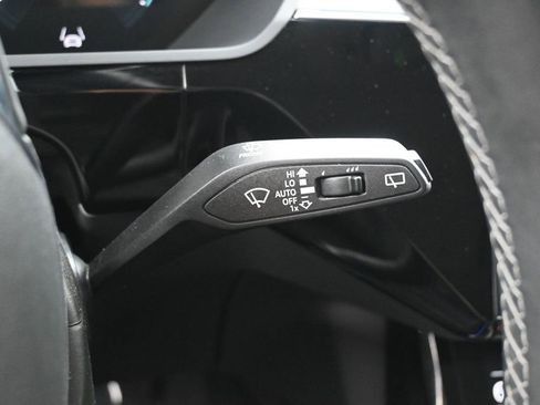 Used 2024 Audi Q8 e-tron Prestige w/ Prestige Package image 20