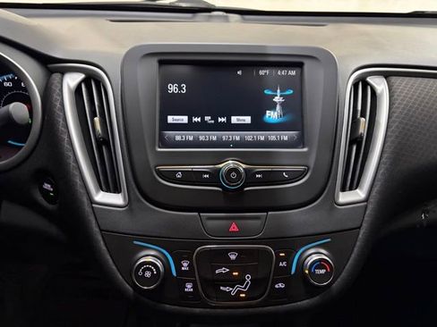 Used 2018 Chevrolet Malibu LS FWD image 33