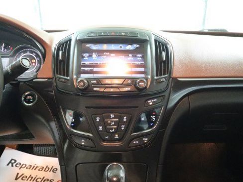 Used 2017 Buick Regal Premium w/ Driver Confidence Package #2 image 13