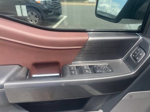Used 2023 Ford F150 Lariat AWD/4WD image 11