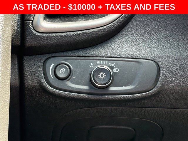 Used 2018 Chevrolet Trax LT w/ Driver Confidence Package FWD image 19