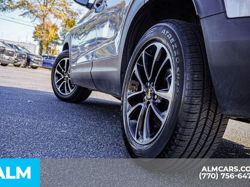 Used 2025 Chevrolet TrailBlazer LT image 14