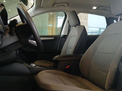 Used 2022 Ford Escape S FWD image 10