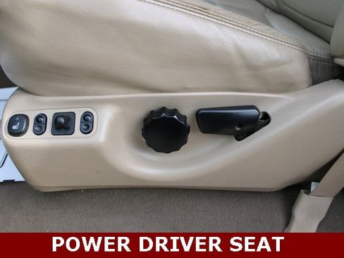 Used 2004 Ford F350 Lariat image 14