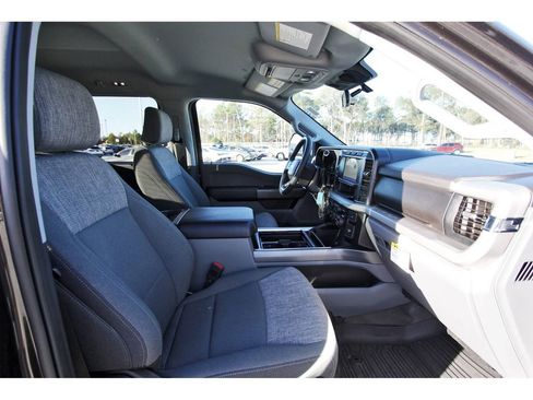 Used 2024 Ford F350 XLT image 25