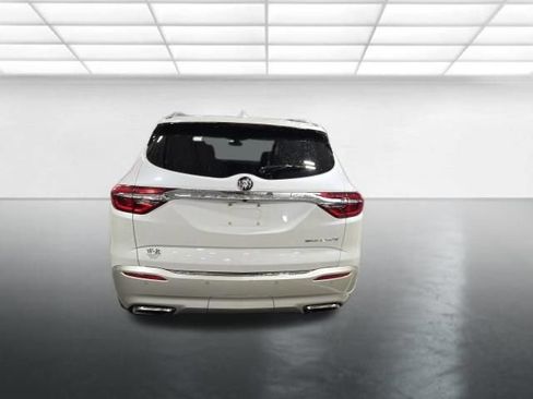 Used 2019 Buick Enclave Essence FWD image 6