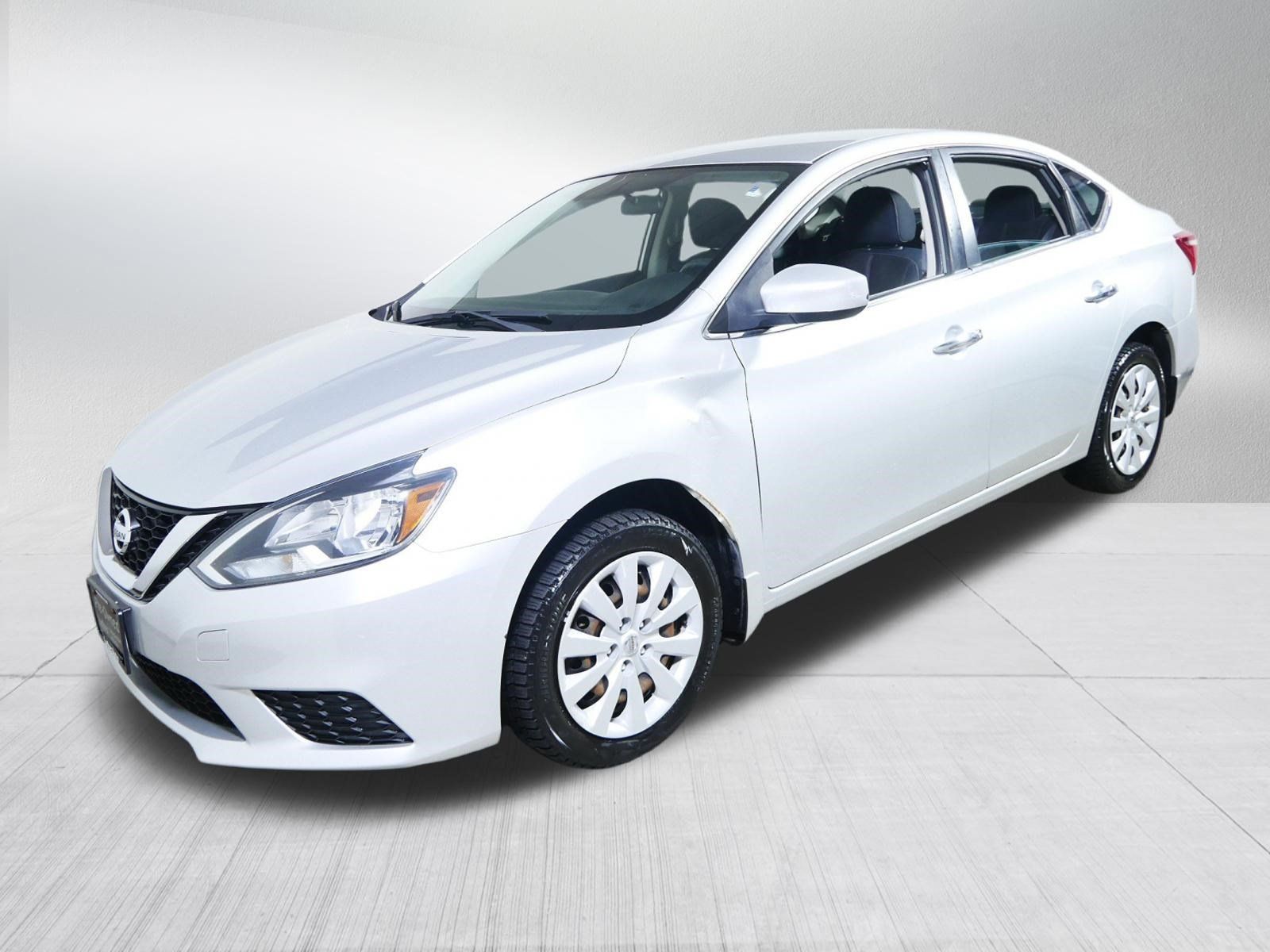 Used 2017 Nissan Sentra S FWD image 3