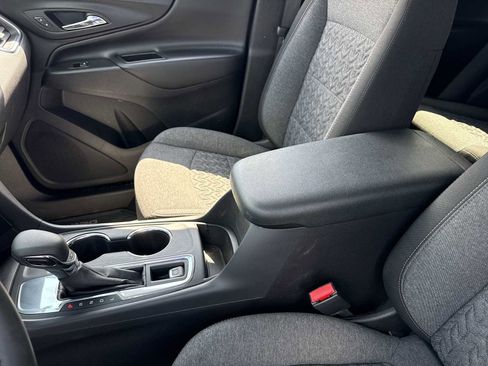 Certified 2024 Chevrolet Equinox LT FWD image 21