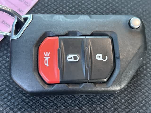 Used 2022 Jeep Wrangler Sport AWD/4WD image 21