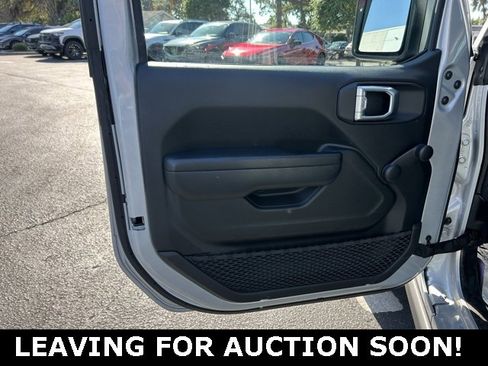 Used 2024 Jeep Wrangler Sport image 12