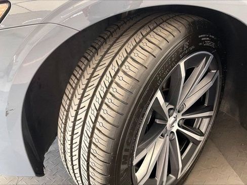 Used 2022 Volvo S60 B5 Momentum FWD image 34