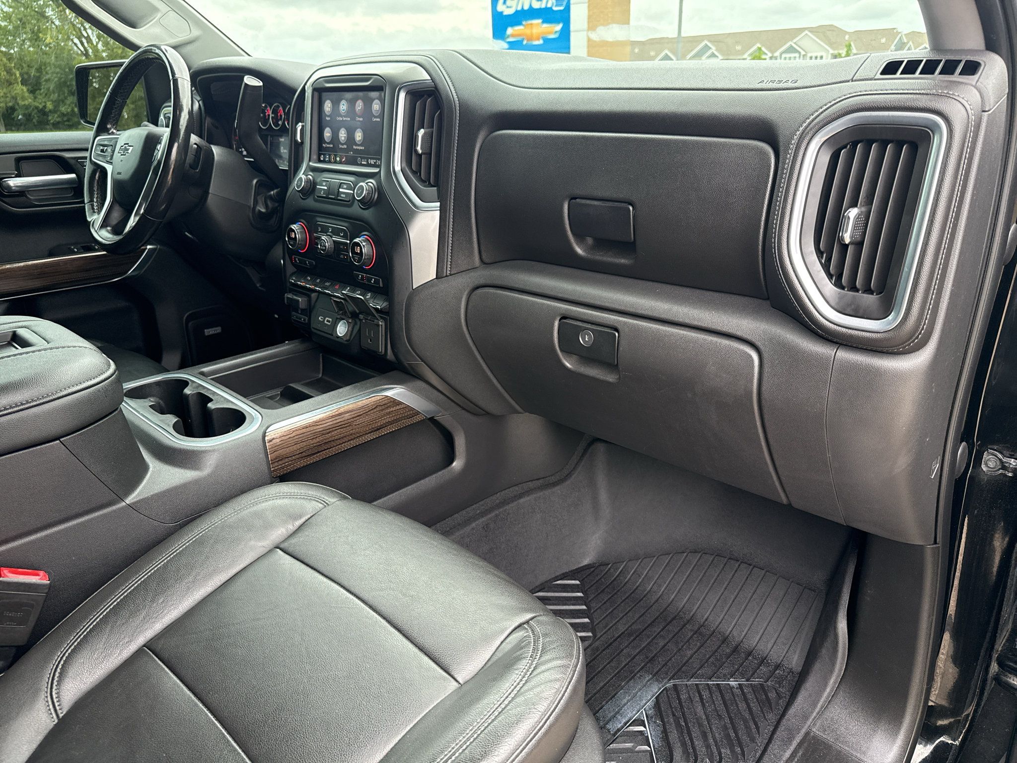 Used 2020 Chevrolet Silverado 1500 LT Trail Boss w/ Midnight Edition AWD/4WD image 43