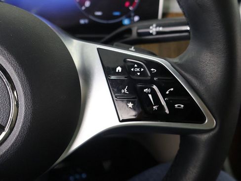 Used 2023 Mercedes-Benz C 300 4MATIC Sedan image 42