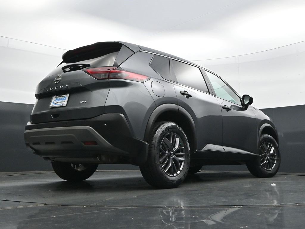 Used 2023 Nissan Rogue S AWD/4WD image 42