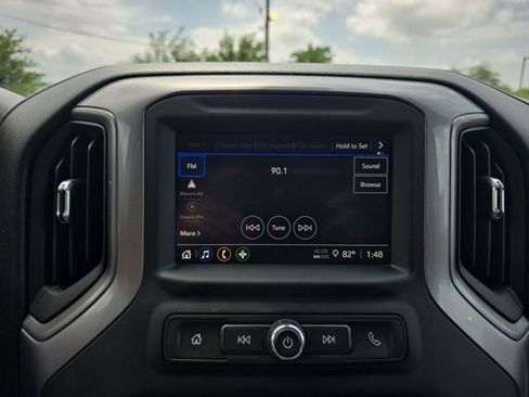 Used 2024 Chevrolet Silverado 1500 Custom image 8