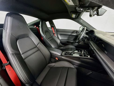 Certified 2025 Porsche 911 Carrera 4 GTS AWD/4WD image 25