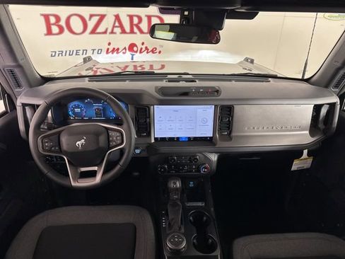 New 2025 Ford Bronco Big Bend image 9