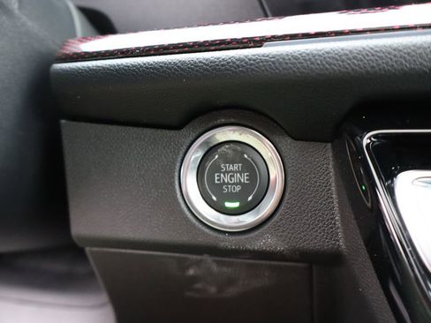 New 2026 Chevrolet Traverse RS image 21